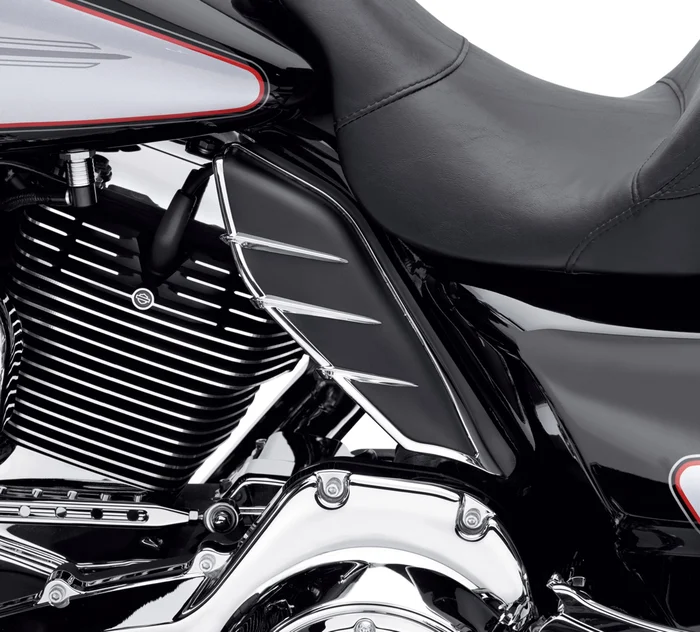 Harley-Davidson® Mid-Frame Air Deflector Trim - Image 2